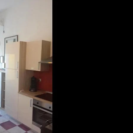 Apartmán With 2 Bedrooms In Vir, With Wonderful Sea View, Enclosed Garden An...