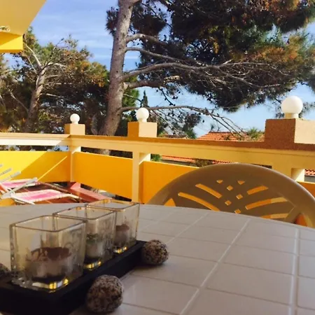Apartmán With 2 Bedrooms In Vir, With Wonderful Sea View, Enclosed Garden An... *