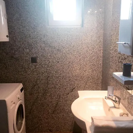 Apartmán With 2 Bedrooms In Vir, With Wonderful Sea View, Enclosed Garden An...