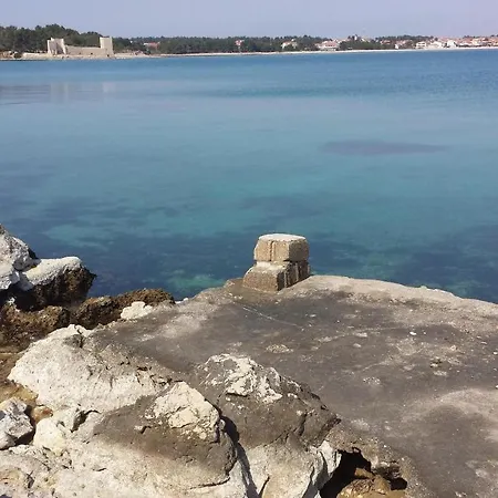 Apartmán With 2 Bedrooms In Vir, With Wonderful Sea View, Enclosed Garden An... Vir