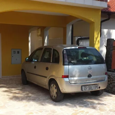 Appartamento With 2 Bedrooms In Vir, With Wonderful Sea View, Enclosed Garden An... Vir