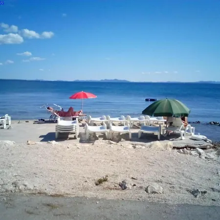 With 2 Bedrooms In Vir, With Wonderful Sea View, Enclosed Garden An... Appartamento