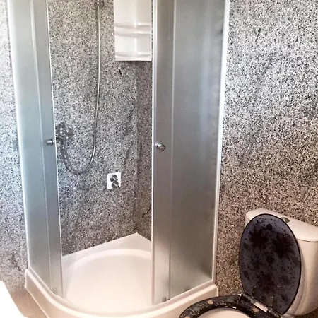 With 2 Bedrooms In Vir, With Wonderful Sea View, Enclosed Garden An...